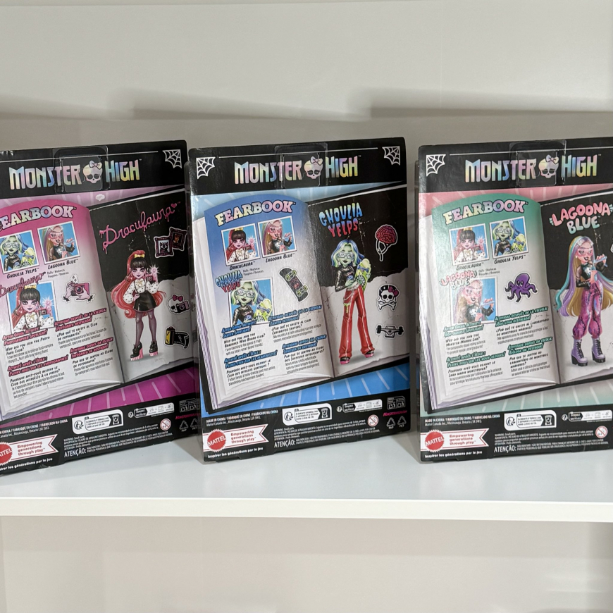 Monster High Fearbook 2026 dolls irl photo