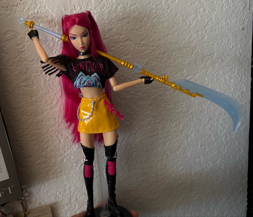 KPop Demon Hunters Core Huntrix Rumi, Mira, Zoey and Jinu fashion dolls from Mattel in real life photos
