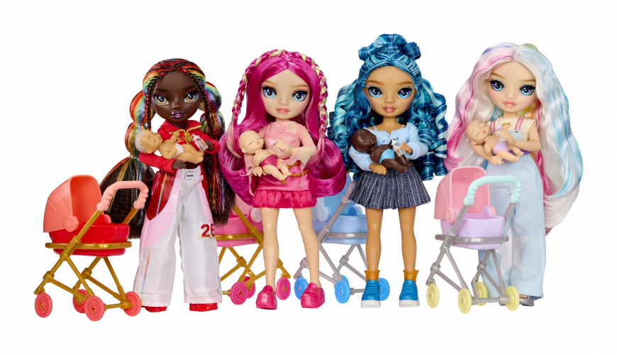 Rainbow High Junior High Bestie Babysitters dolls