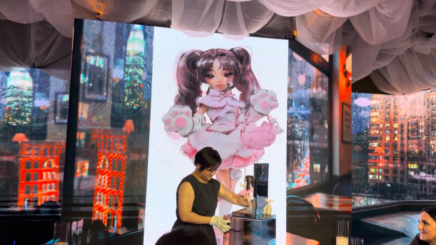 Mirror Mi Akiko Kittyama Fashion Doll