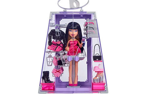 Bratz Dana doll Closet and Accessories Playset 2026
