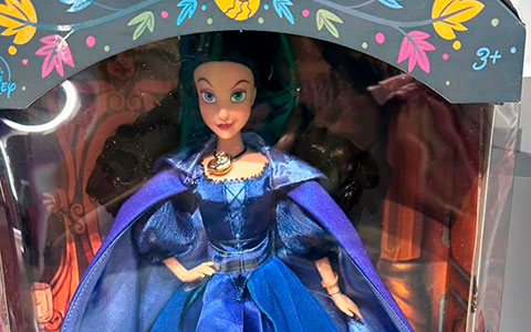 Disney Autumn Special Edition Vanessa doll