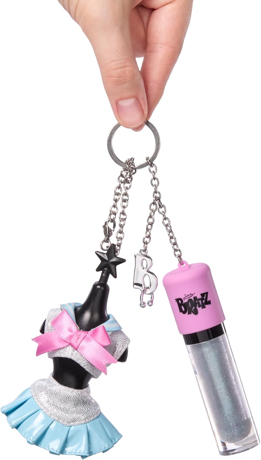 Bratz All Dolled Up Fashion & Shoe Pack Blind Box