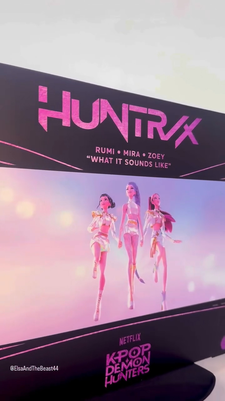 KPop Demon Hunters dolls from Mattel “What It Sounds Like”  3-pack irl photos