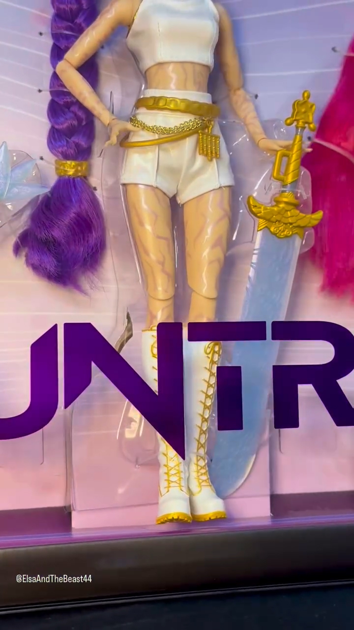 KPop Demon Hunters dolls from Mattel “What It Sounds Like”  3-pack irl photos