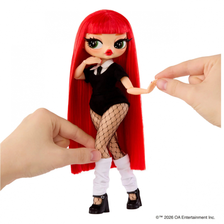 LOL OMG Music Festival Jennie doll