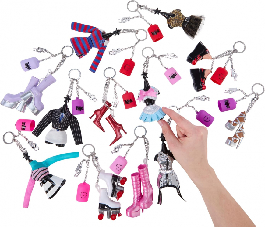 Bratz All Dolled Up Fashion & Shoe Pack Blind Box