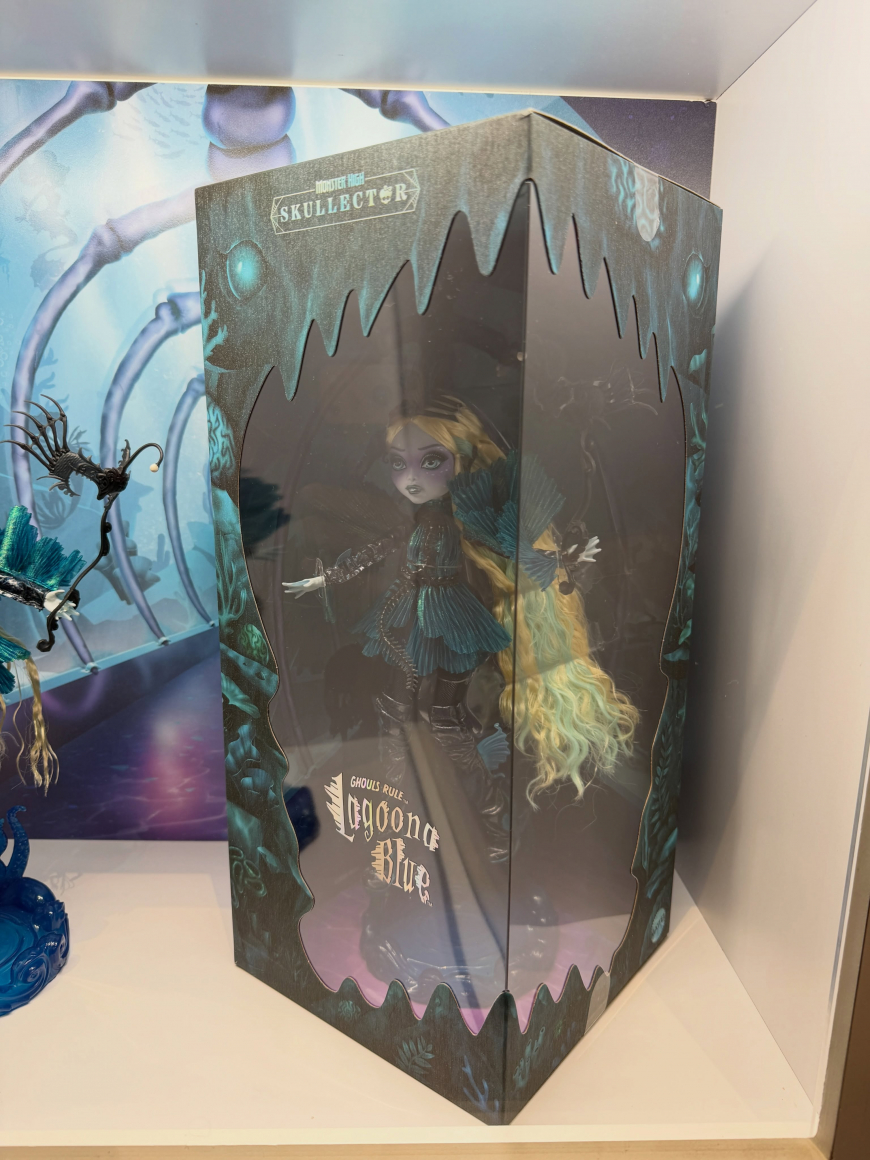 Monster High Skullector Ghouls Rule Lagoona Blue doll Comic Con 2026 in real life photos