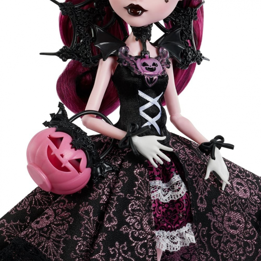 Monster High Skullector Draculaura Halloween edition doll
