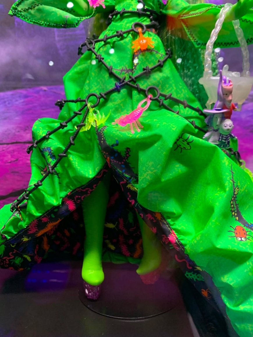 Monster High Skullector The Nightmare Before Christmas Oogie Boogie Doll irl photos