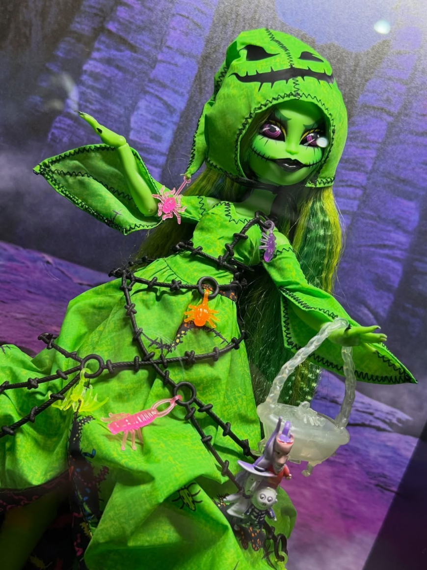 Monster High Skullector The Nightmare Before Christmas Oogie Boogie Doll irl pictures