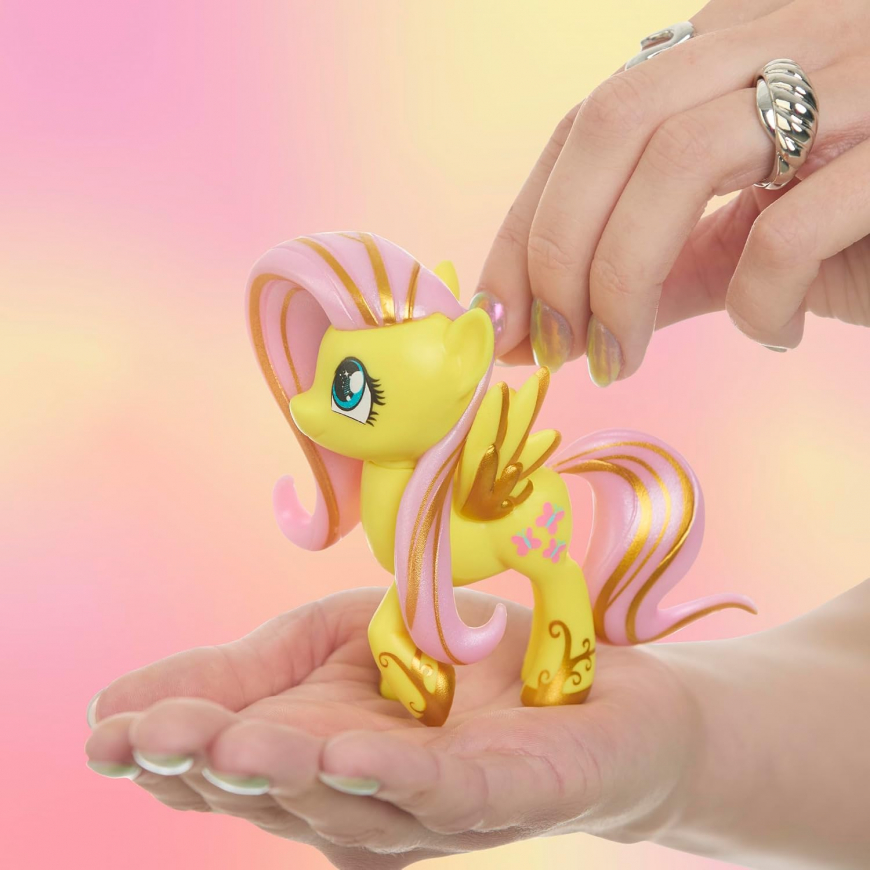 My Little Pony Kayou Friendship in the Cards - 4 Special Edition Pony Toys with Collectible Cards