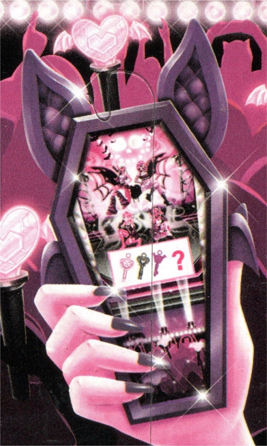 Closer look at Vamp Pink (from Buried Secrets Concert Lurks Draculaura doll)