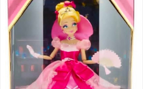 Disney Store Designer Collection Limited Edition Charlotte doll 2026