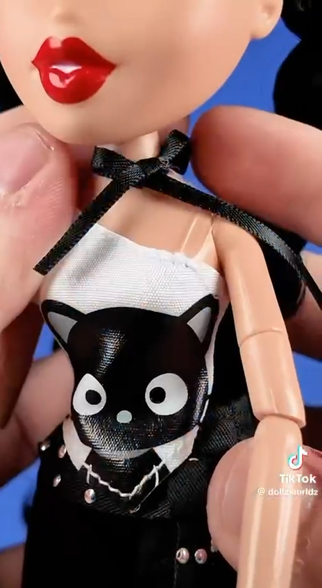 Bratz x Hello Kitty and Friends Kumi doll