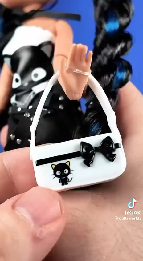 Bratz x Hello Kitty and Friends Kumi doll