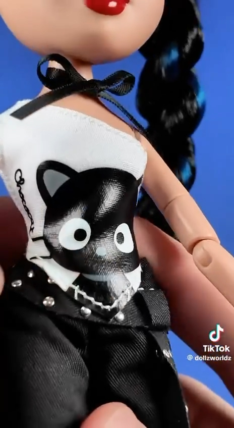 Bratz x Hello Kitty and Friends Kumi doll