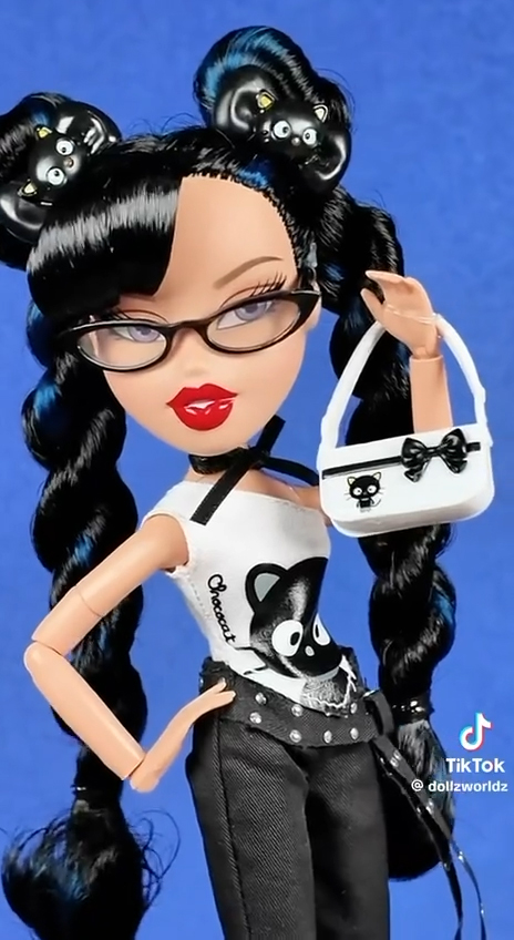 Bratz x Hello Kitty and Friends Kumi doll