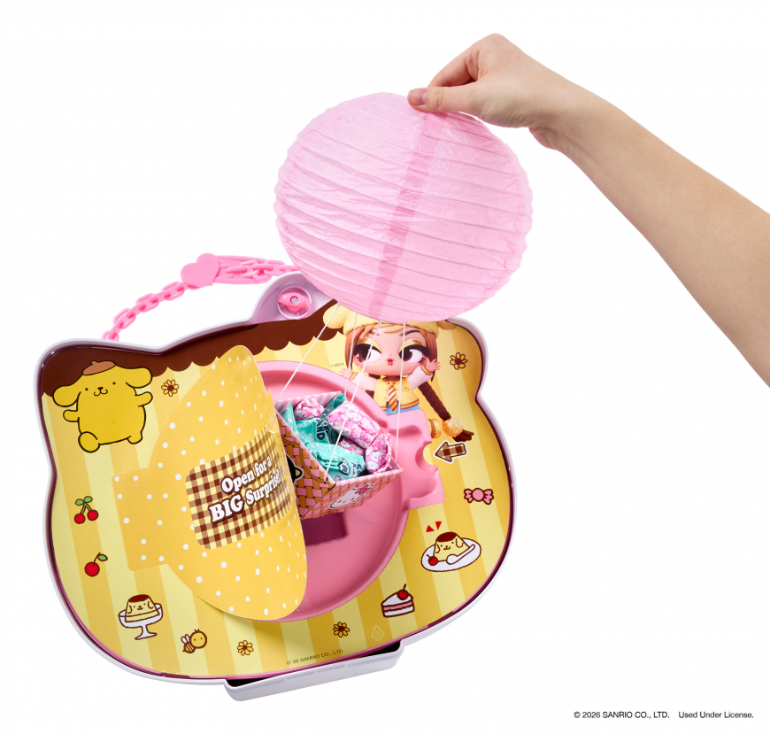 LOL Surprise Loves Hello Kitty & Friends Bigger Surprise