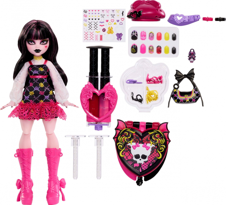 Monster High Claws and Charms Draculaura doll