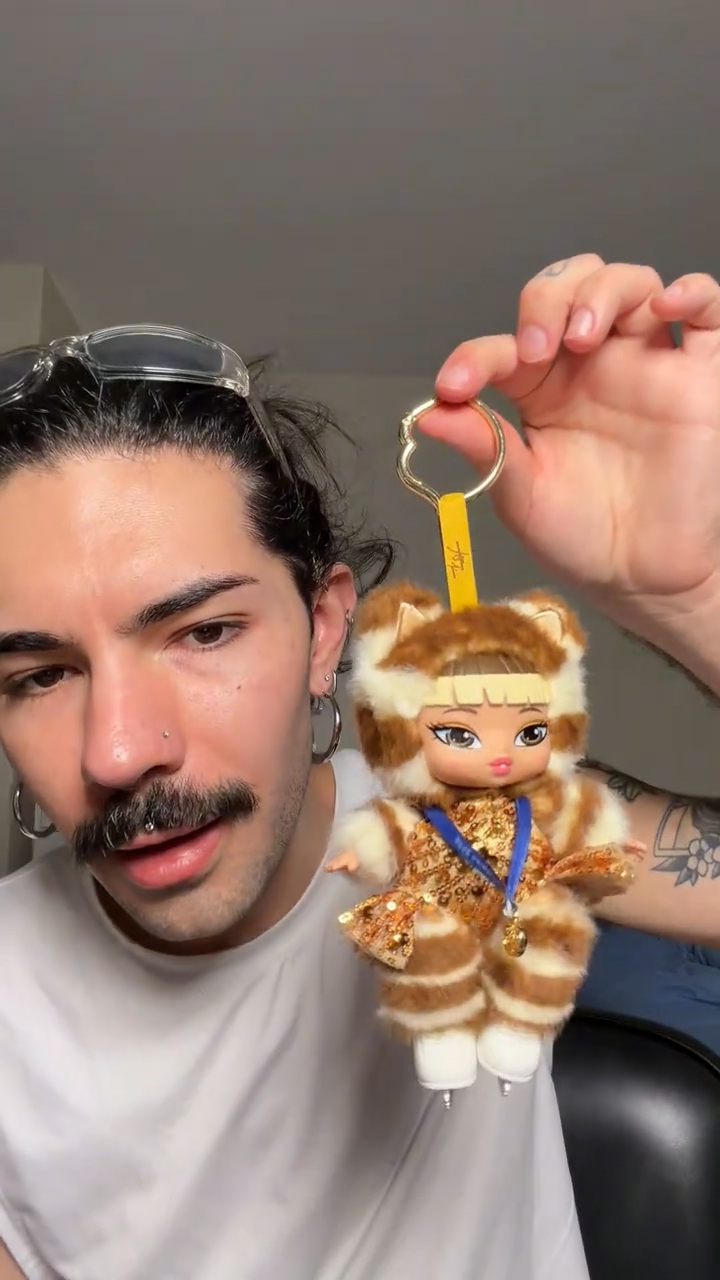 Bratz Bratziez x Alysa Liu dolls charms