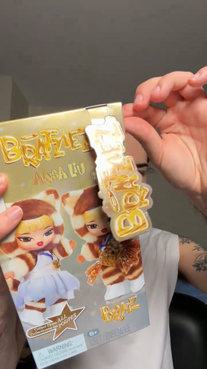Bratz Bratziez x Alysa Liu dolls charms