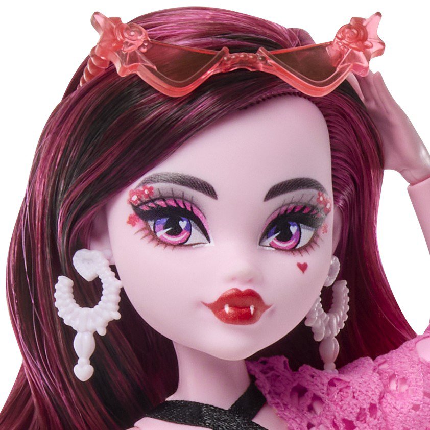 Monster High Buried Secrets Spooky Pool Party Draculaura doll