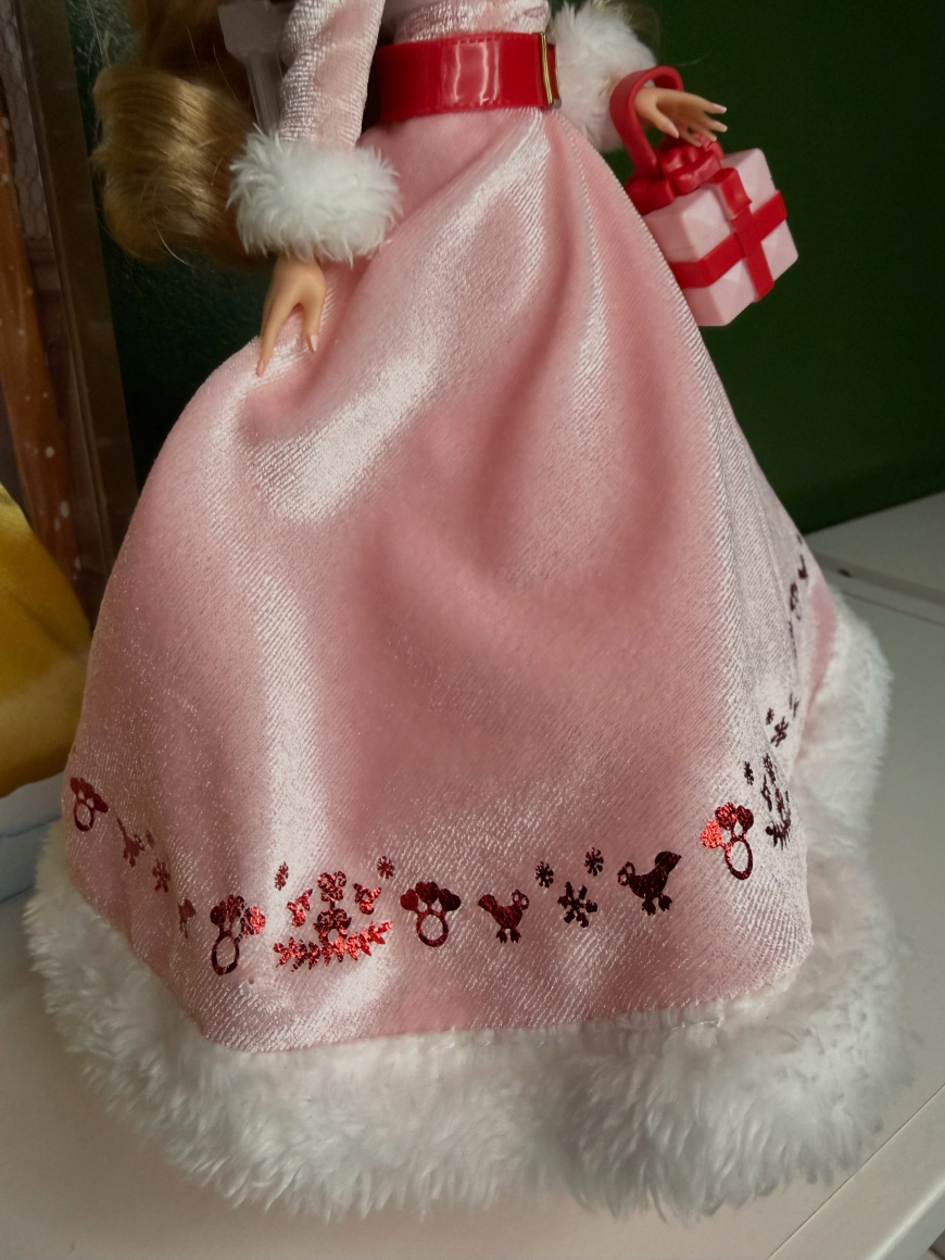 Jakks Pacific Jovie doll from Elf