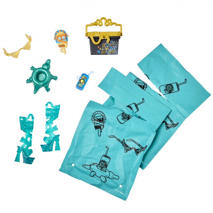 Monster High Buried Secrets Spooky Pool Party Lagoona doll